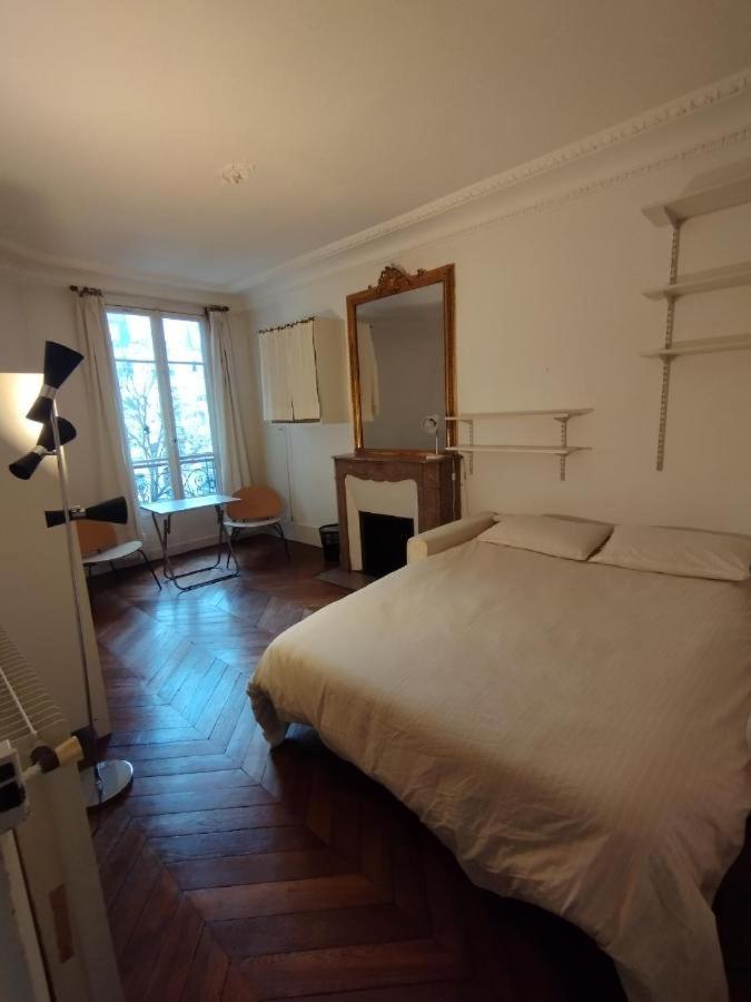 Chambre Spacieuse - Trocadero Parijs Buitenkant foto